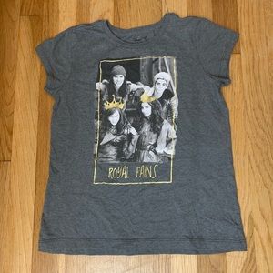 Gray Descendants tee size XL